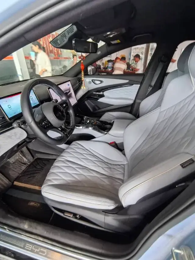 2022 BYD SEAL thumbnail 4