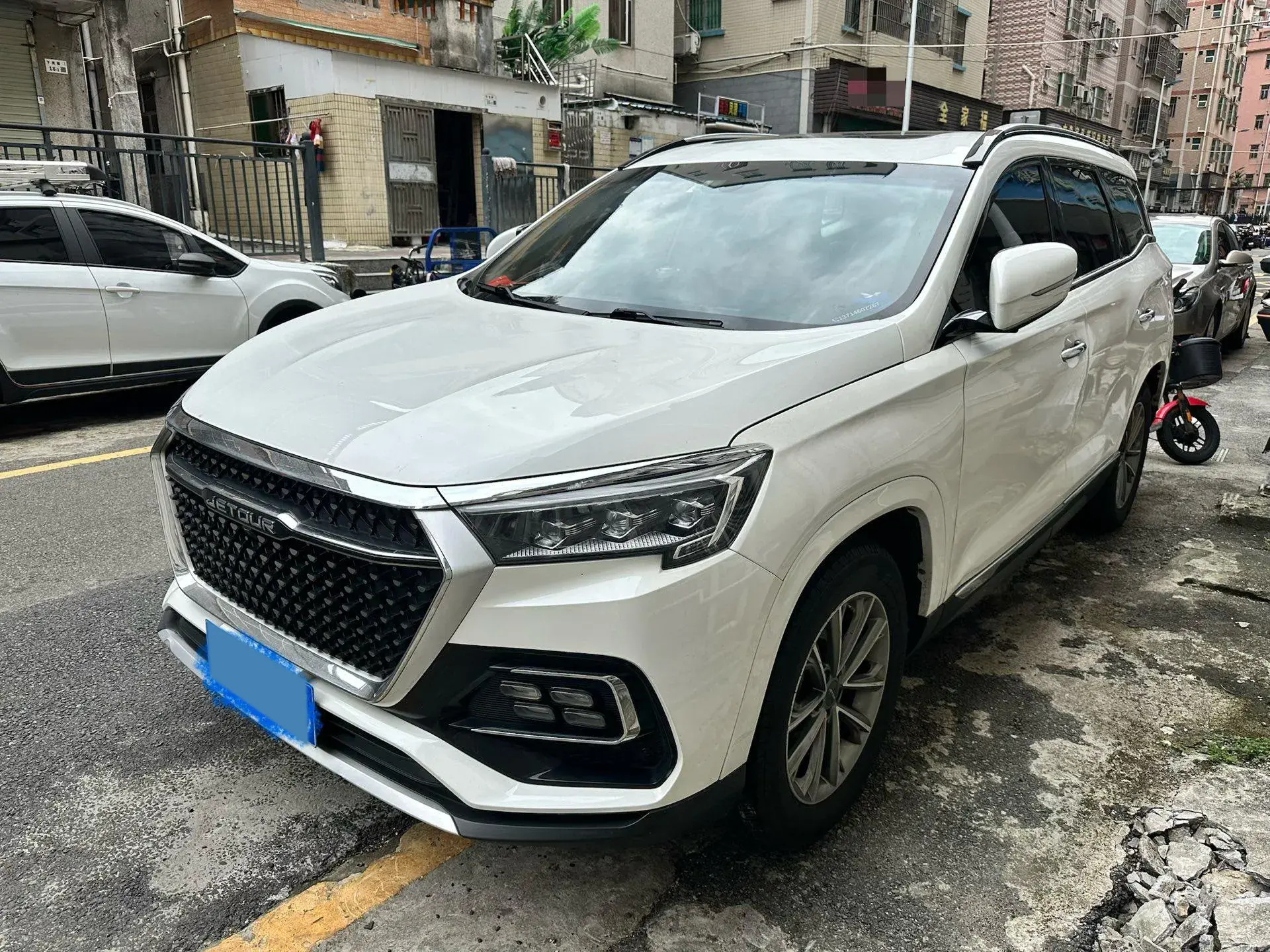 2020 JETOUR X95 view 1