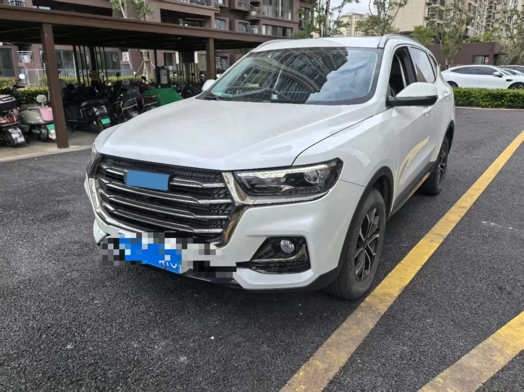 2021 HAVAL H6 view 1