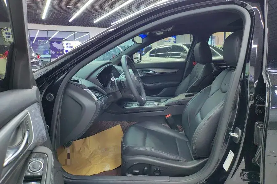 2023 CADILLAC CT5 thumbnail 4