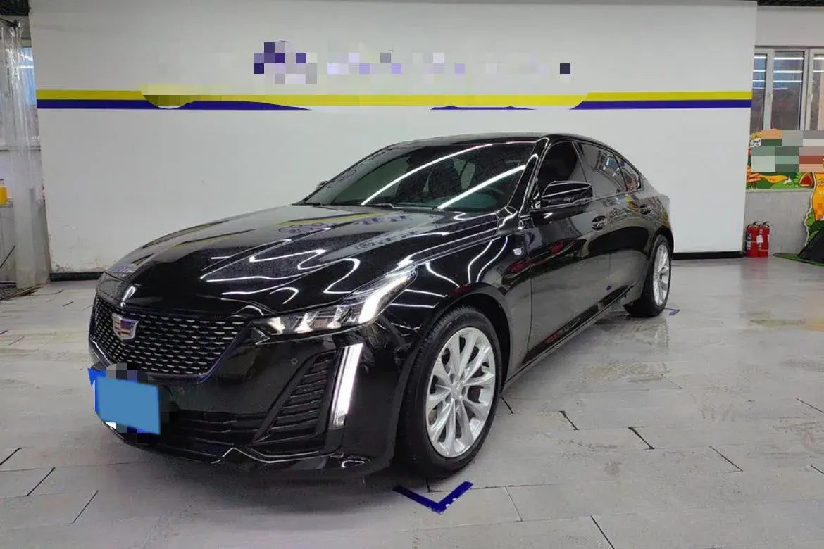 2023 Cadillac CT5 2.0T 237HP L4 10AT