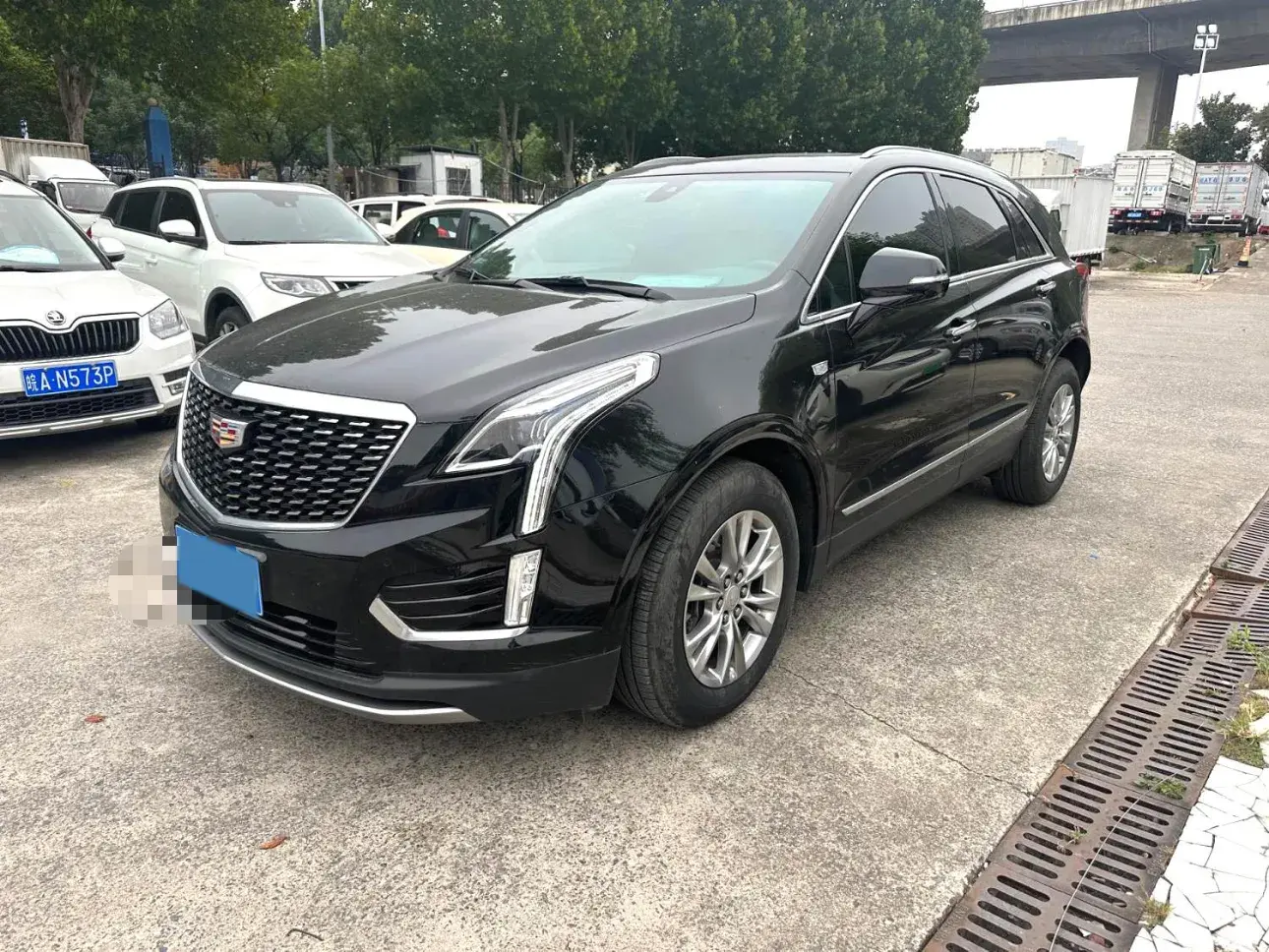 2022 CADILLAC XT5 view 1