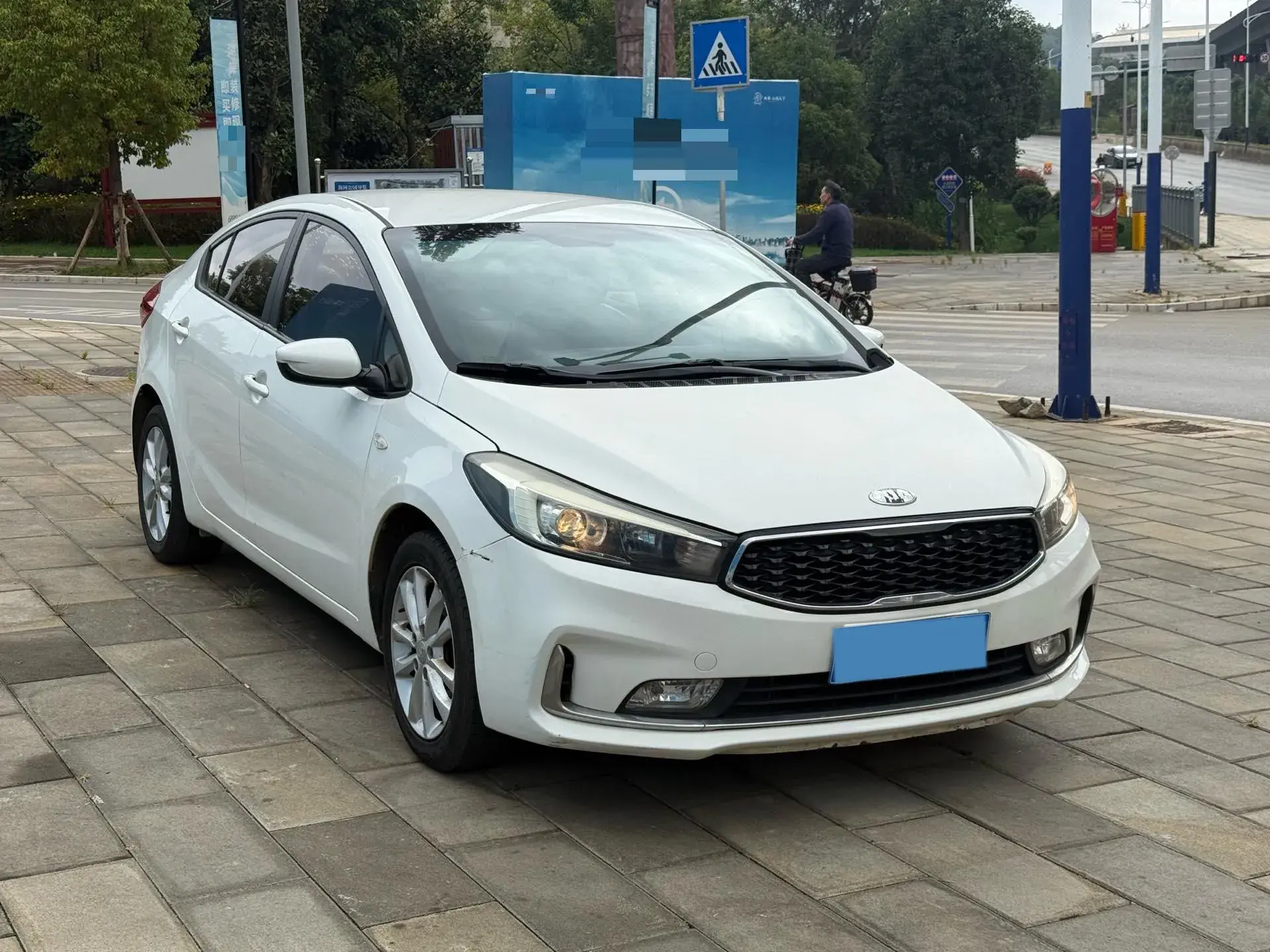 2017 KIA K3 thumbnail 3