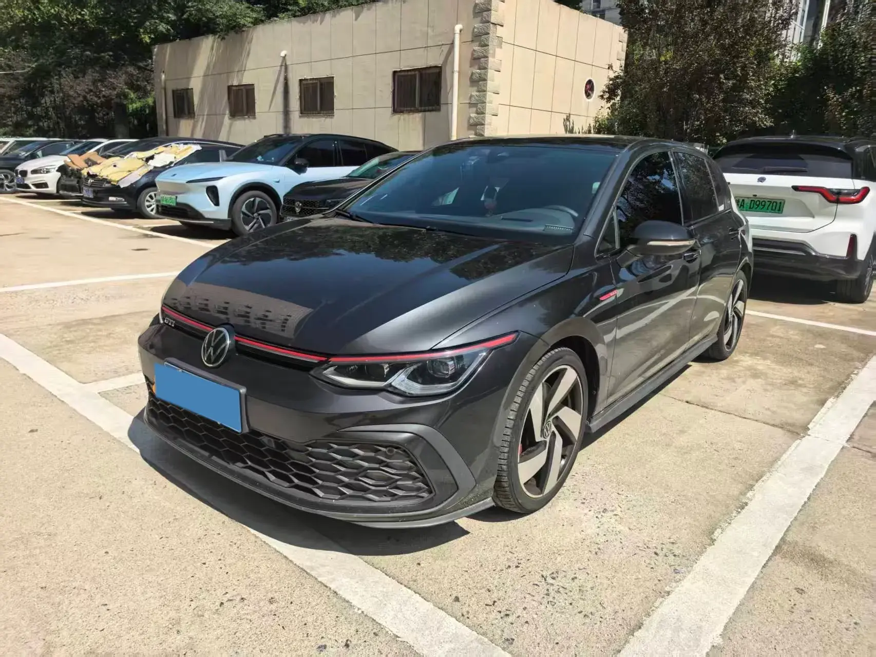 2021 VOLKSWAGEN GOLFGTI view 1