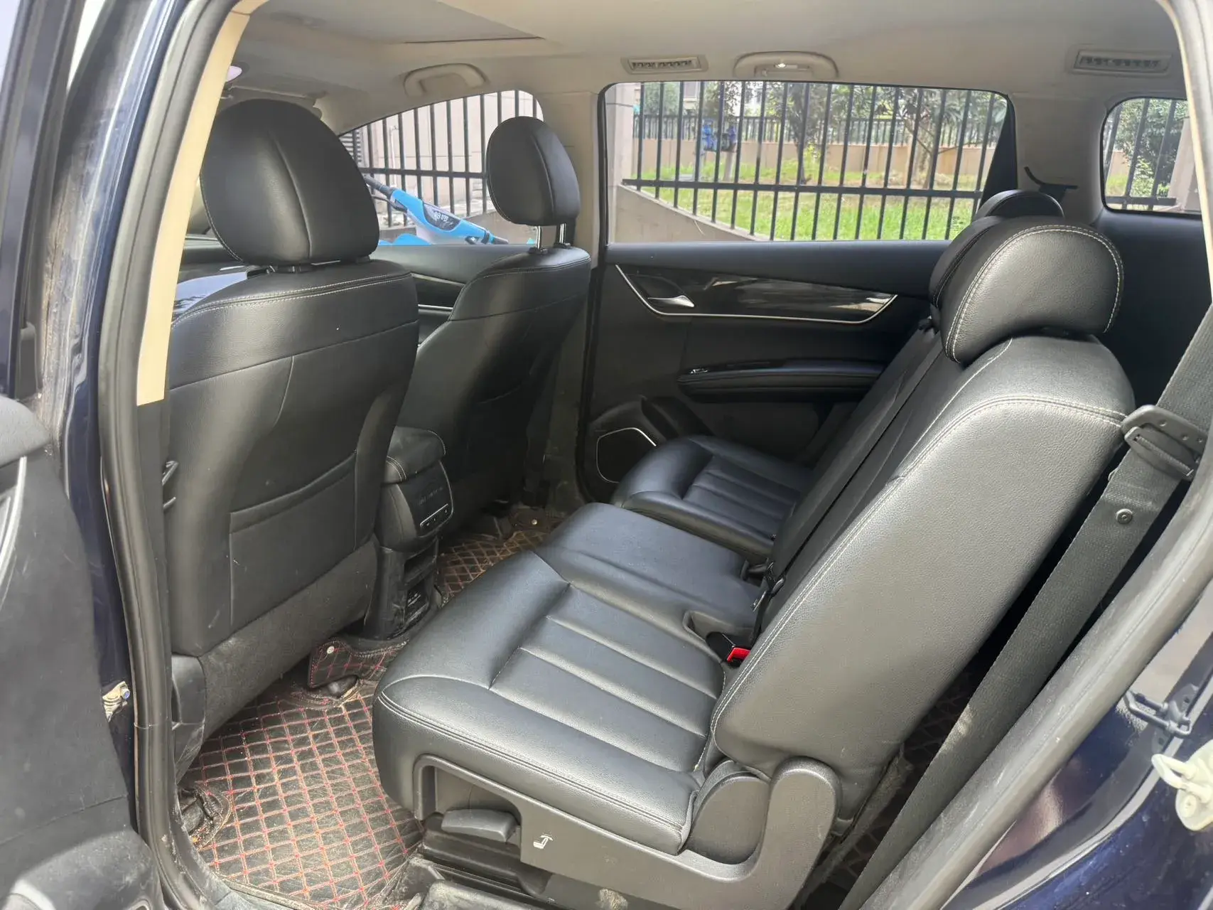 2019 BYD SONG thumbnail 3