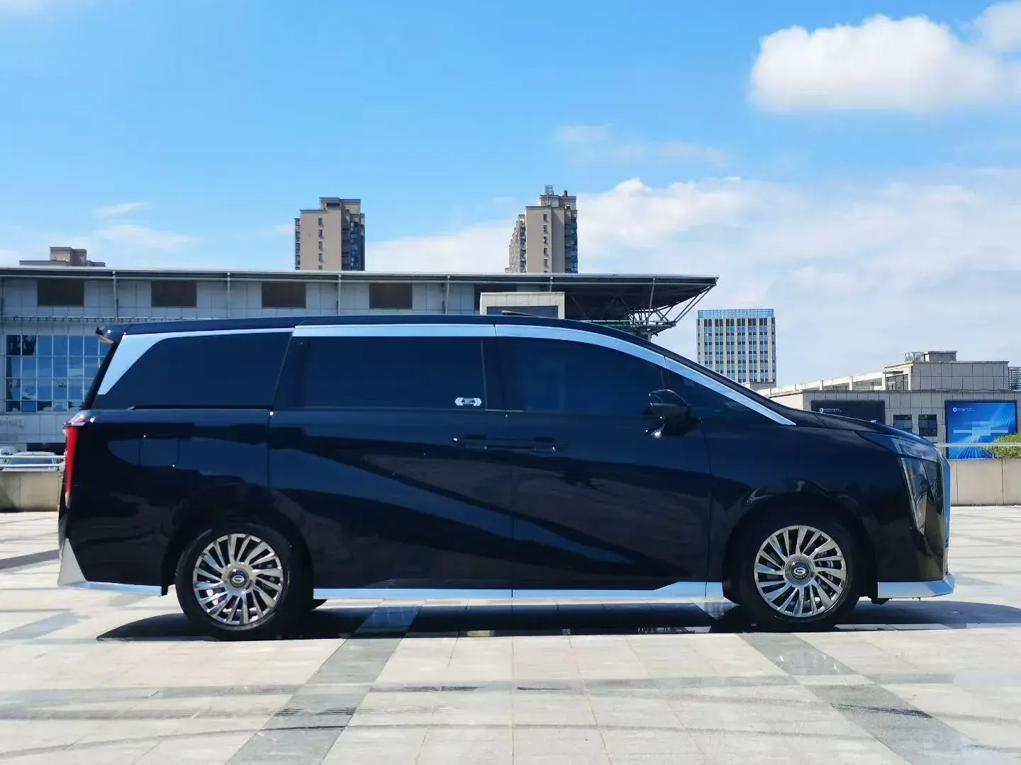 2024 GAC TRUMPCHI thumbnail 4