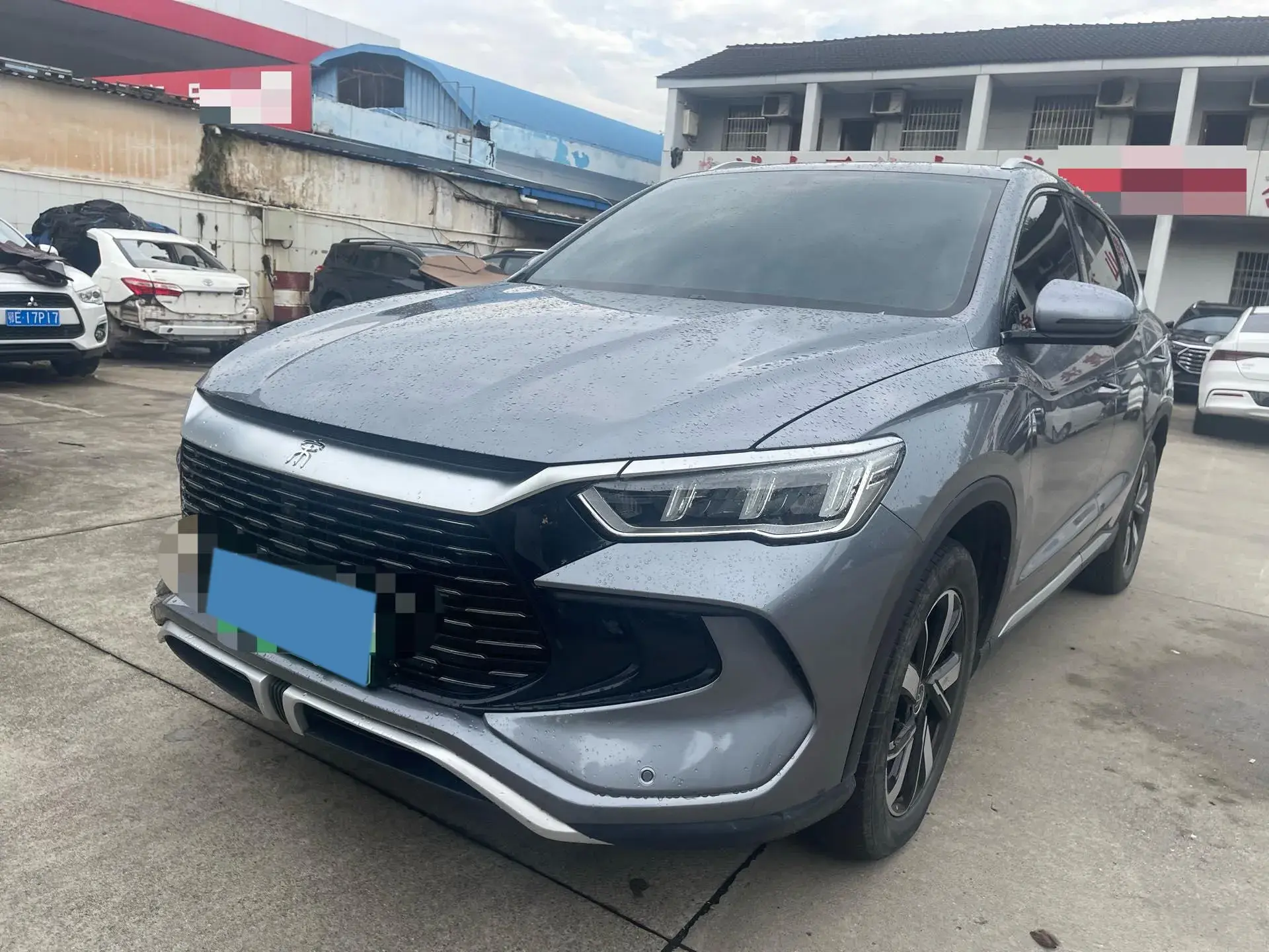 2024 BYD SONG view 1