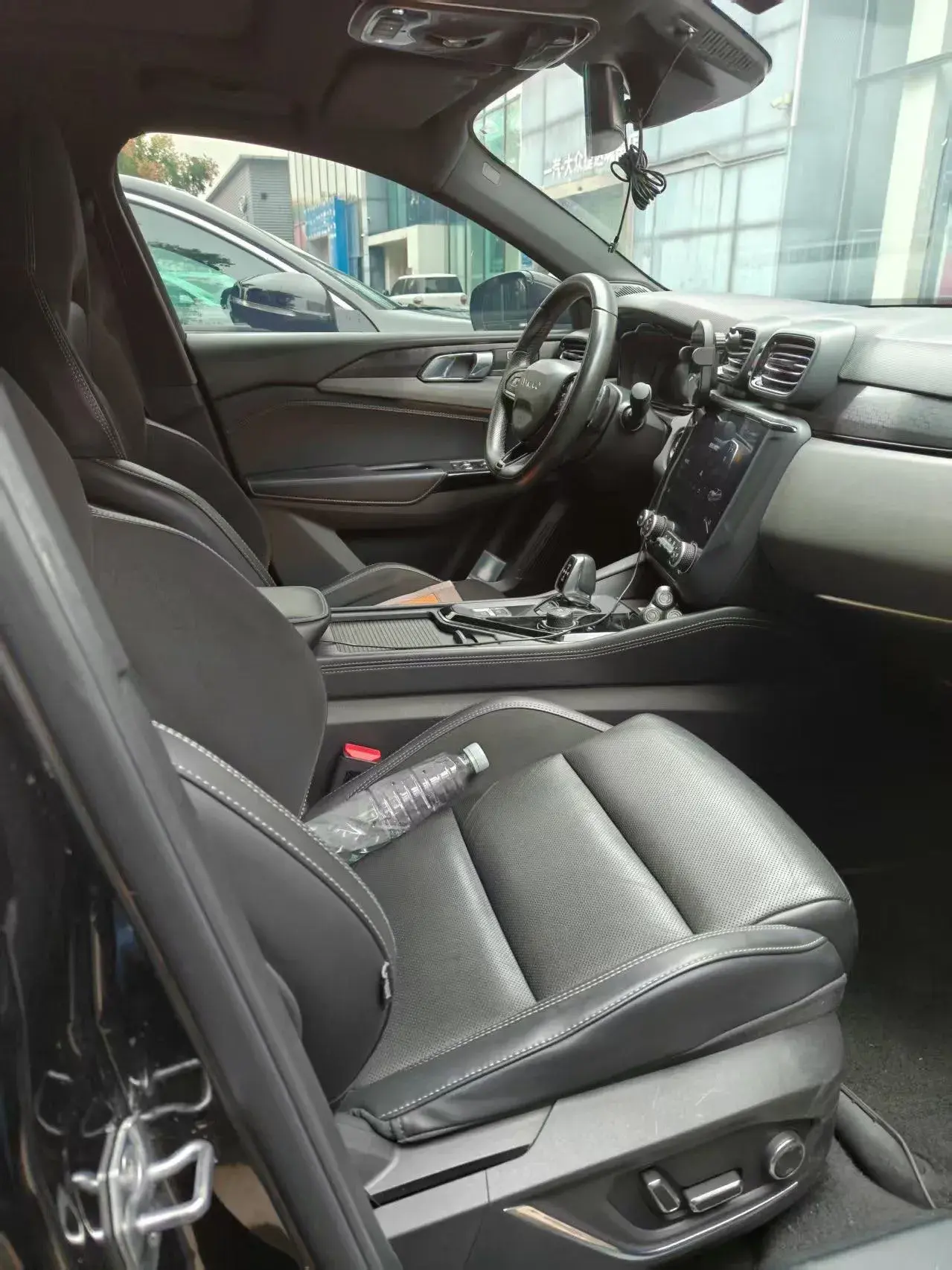 2022 LYNK&CO 03 thumbnail 2