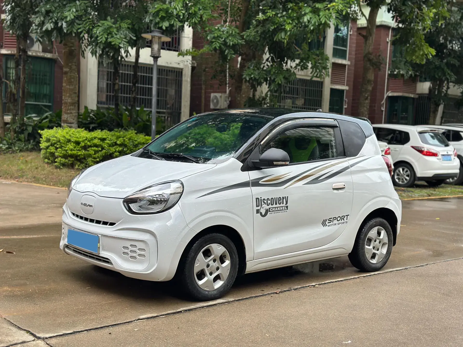 2021 ROEWE CLEVER view 1