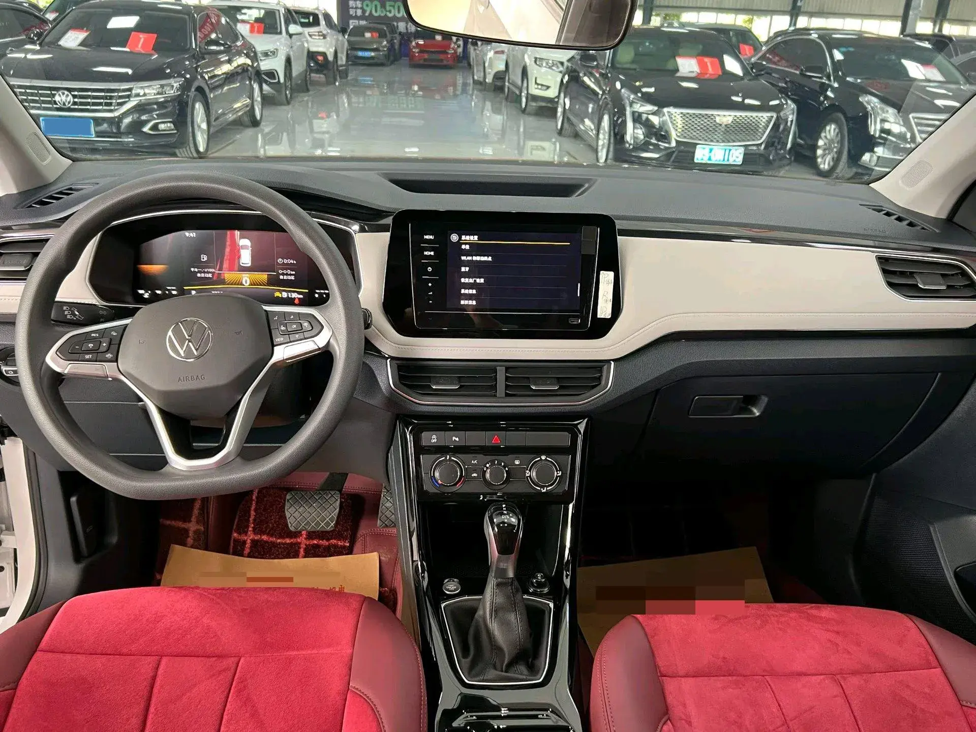 2025 VOLKSWAGEN THARU thumbnail 4