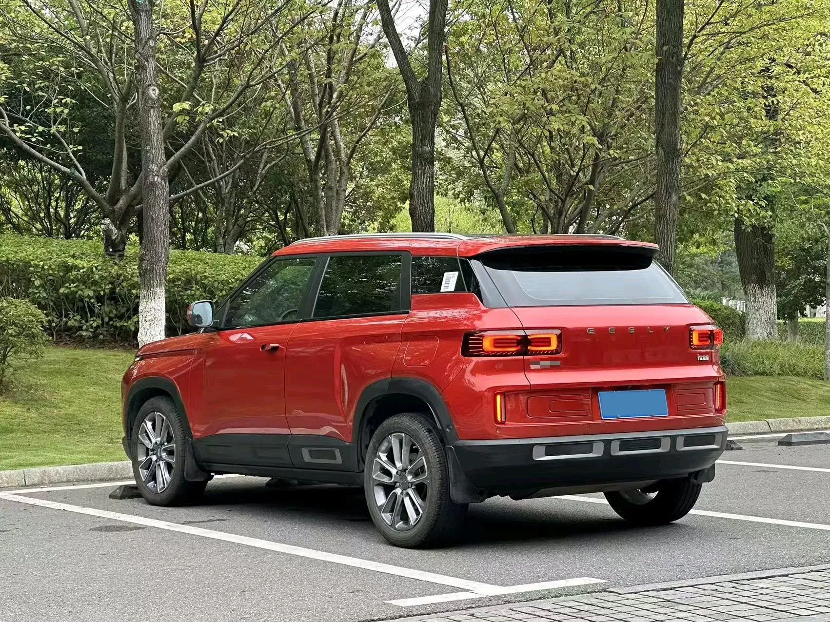 2020 GEELY ICON thumbnail 3