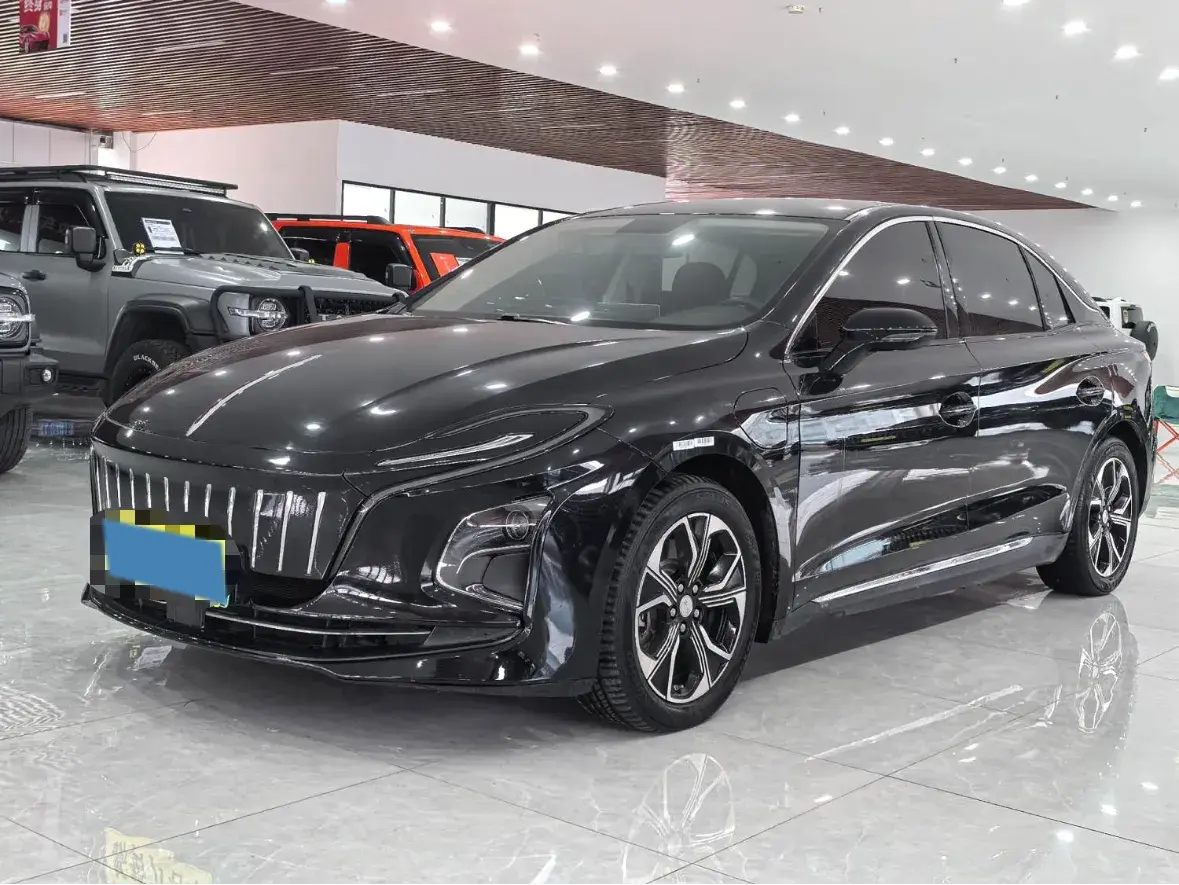 2023 HONGQI E-QM5 view 1