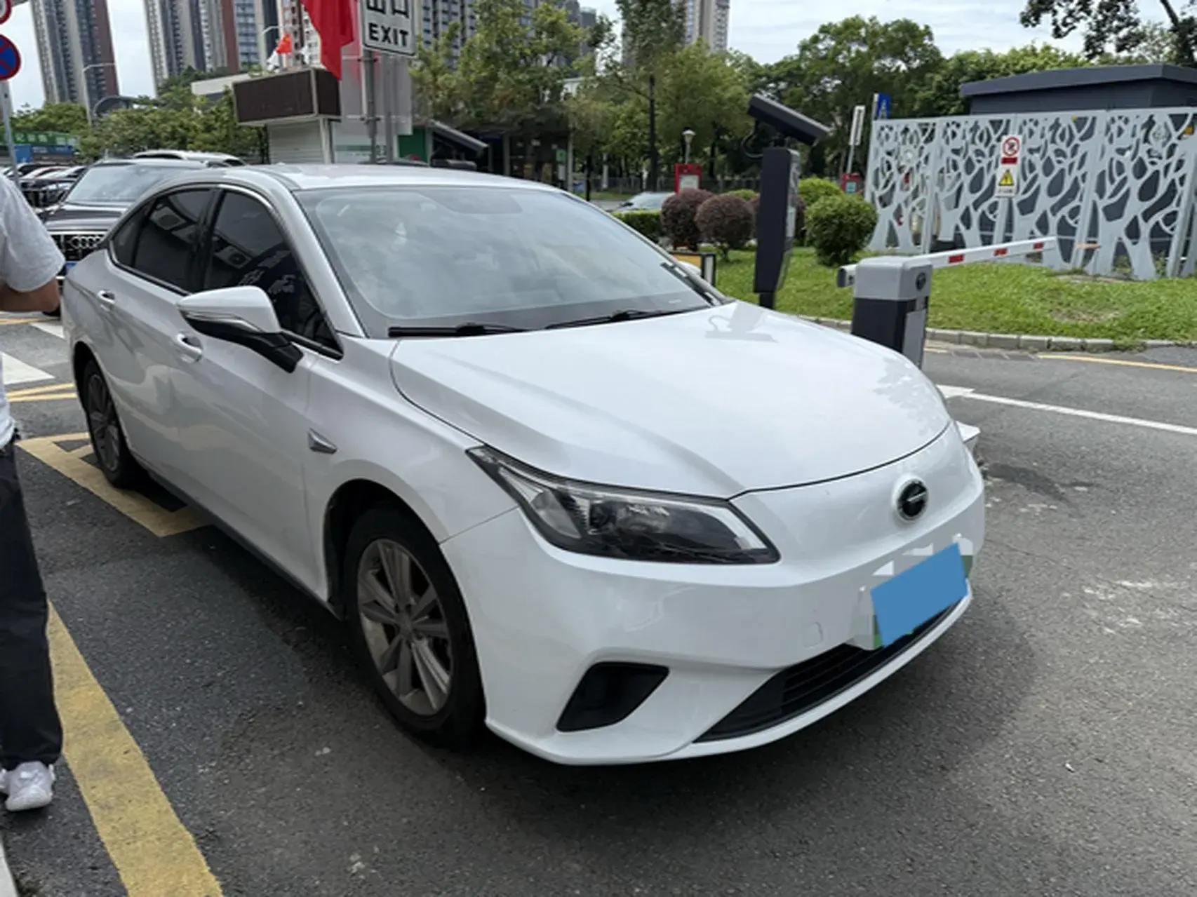 2020 AION S thumbnail 2