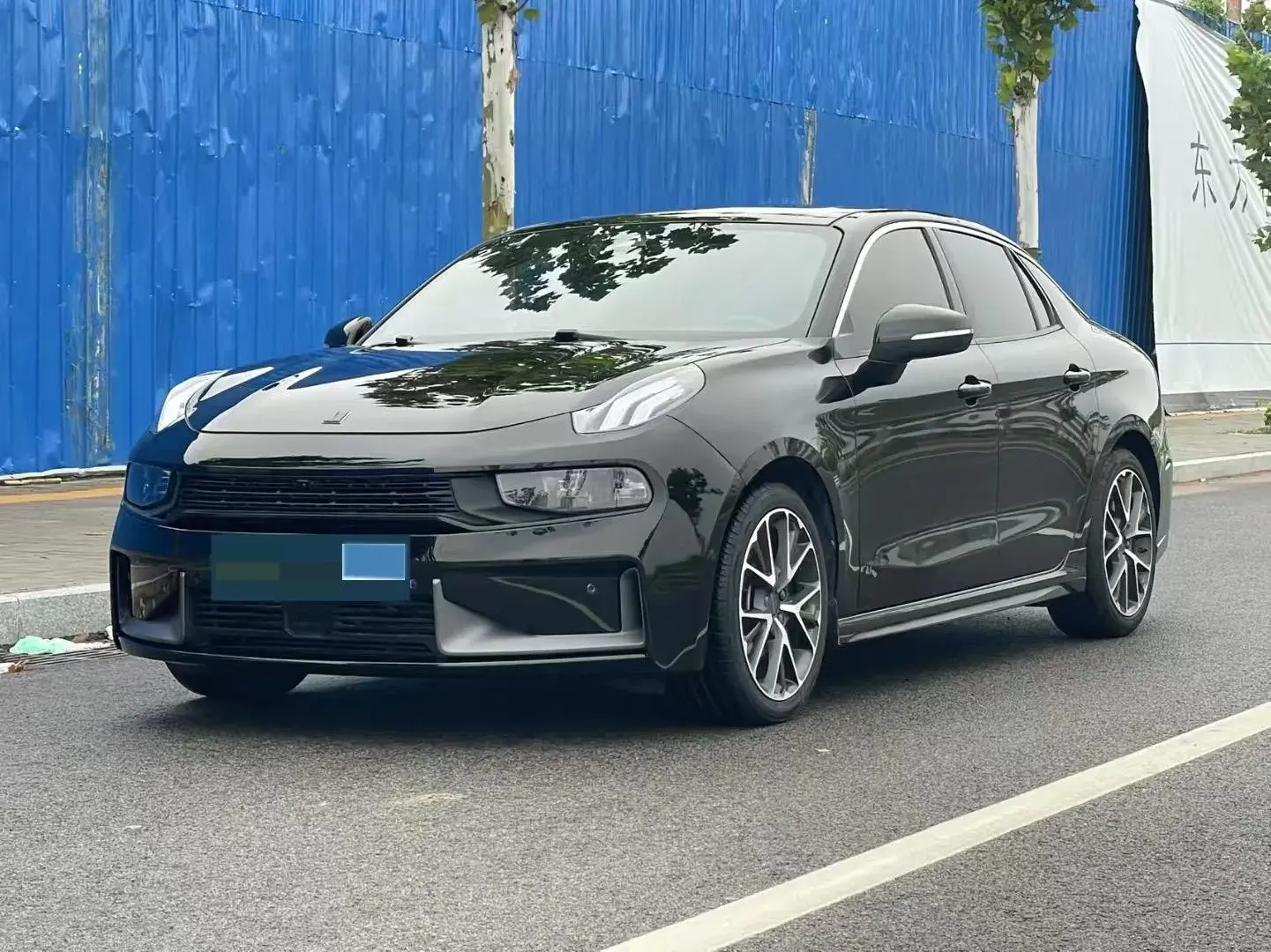 2021 LYNK&CO 03 view 1