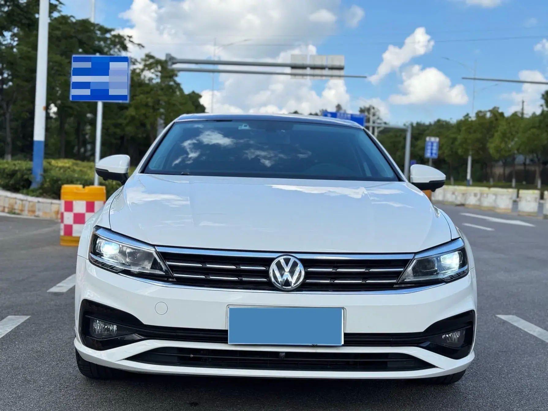 2021 VOLKSWAGEN LAMANDO thumbnail 2