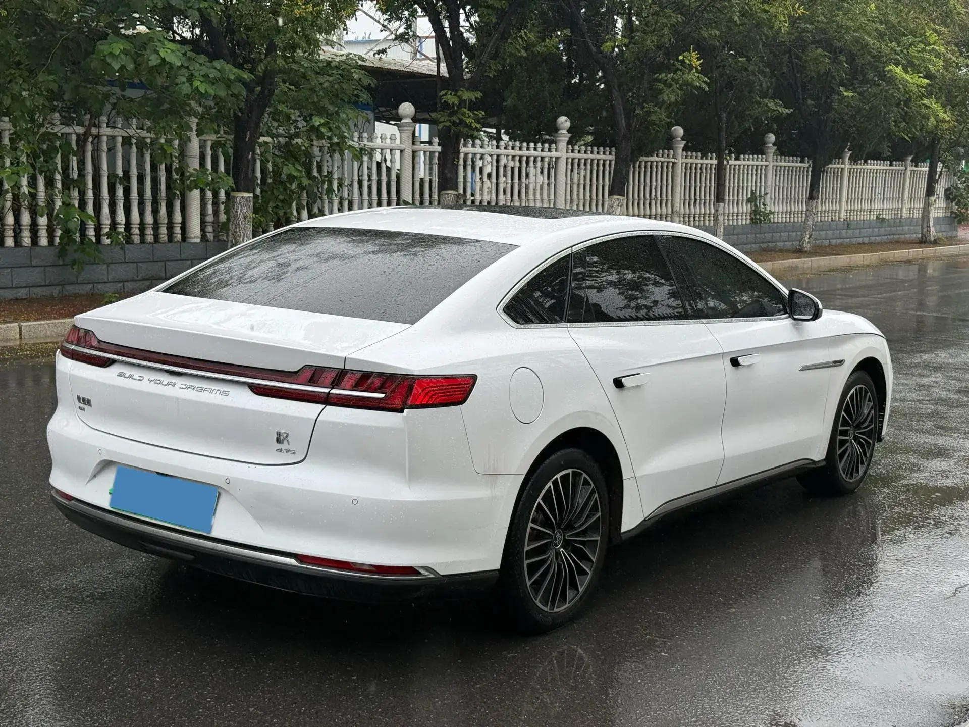 2020 BYD HAN thumbnail 4