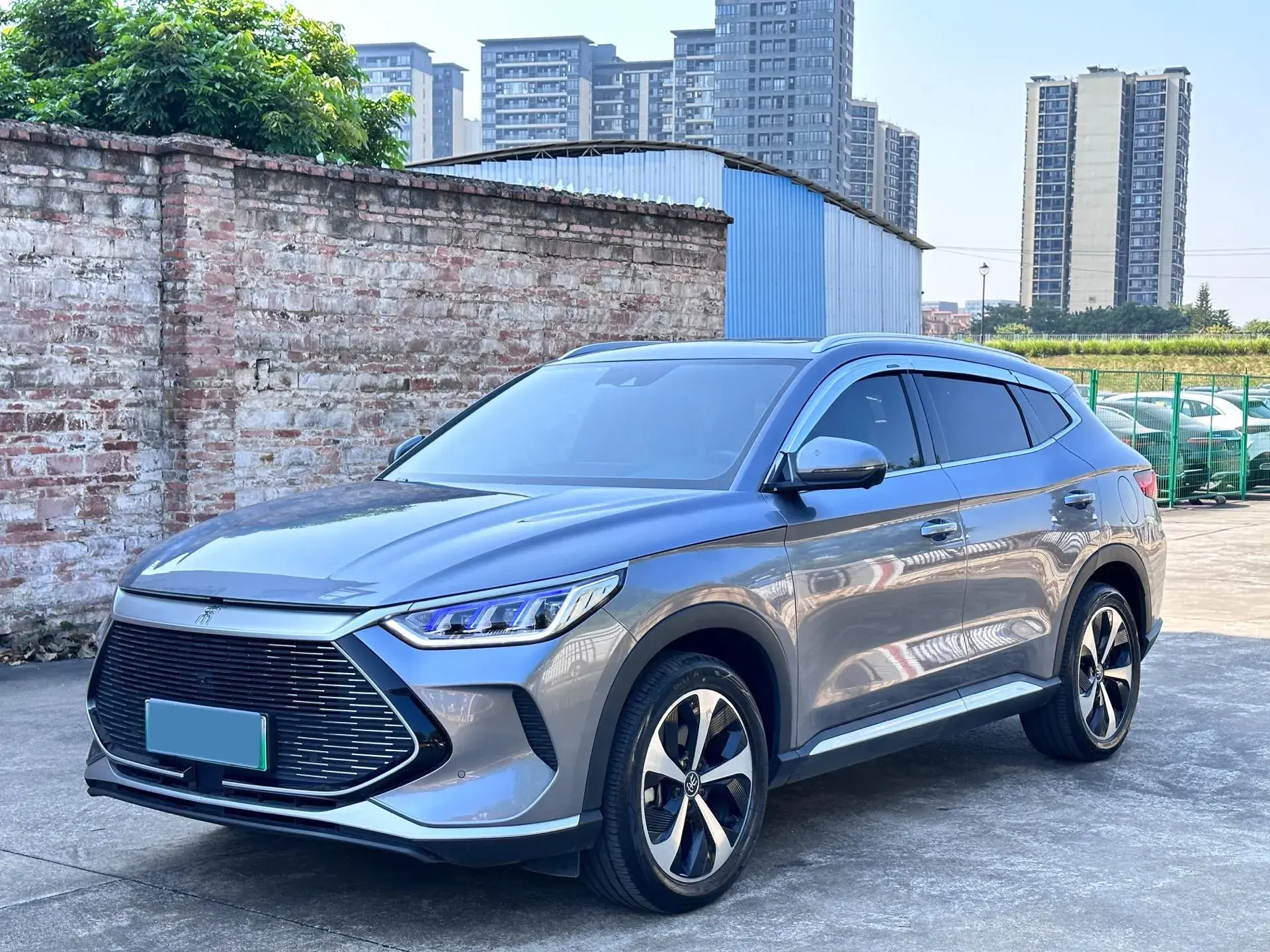 2021 BYD SONG view 1