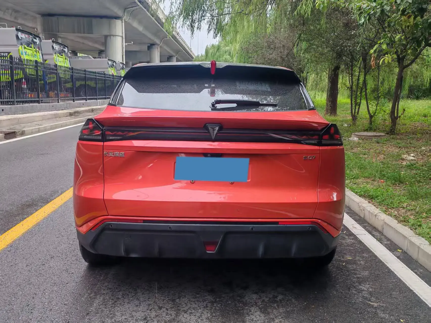 2024 DEEPAL S07 thumbnail 4