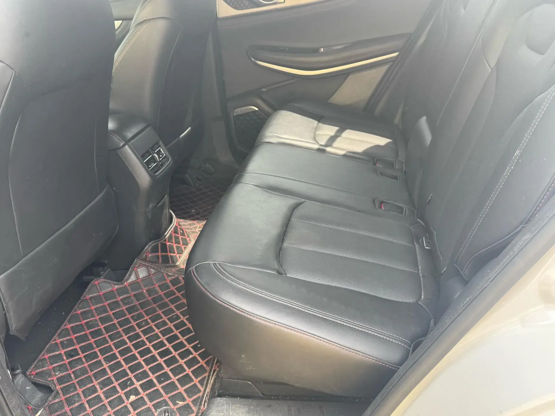 2020 CHANGAN CS75 thumbnail 3