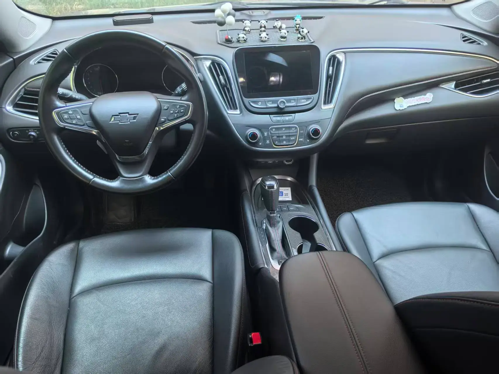 2019 CHEVROLET MALIBU thumbnail 4