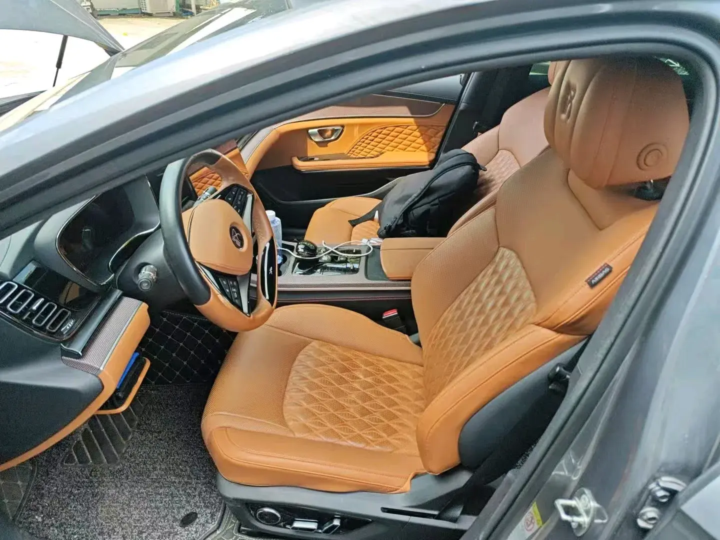 2022 BYD HAN thumbnail 3