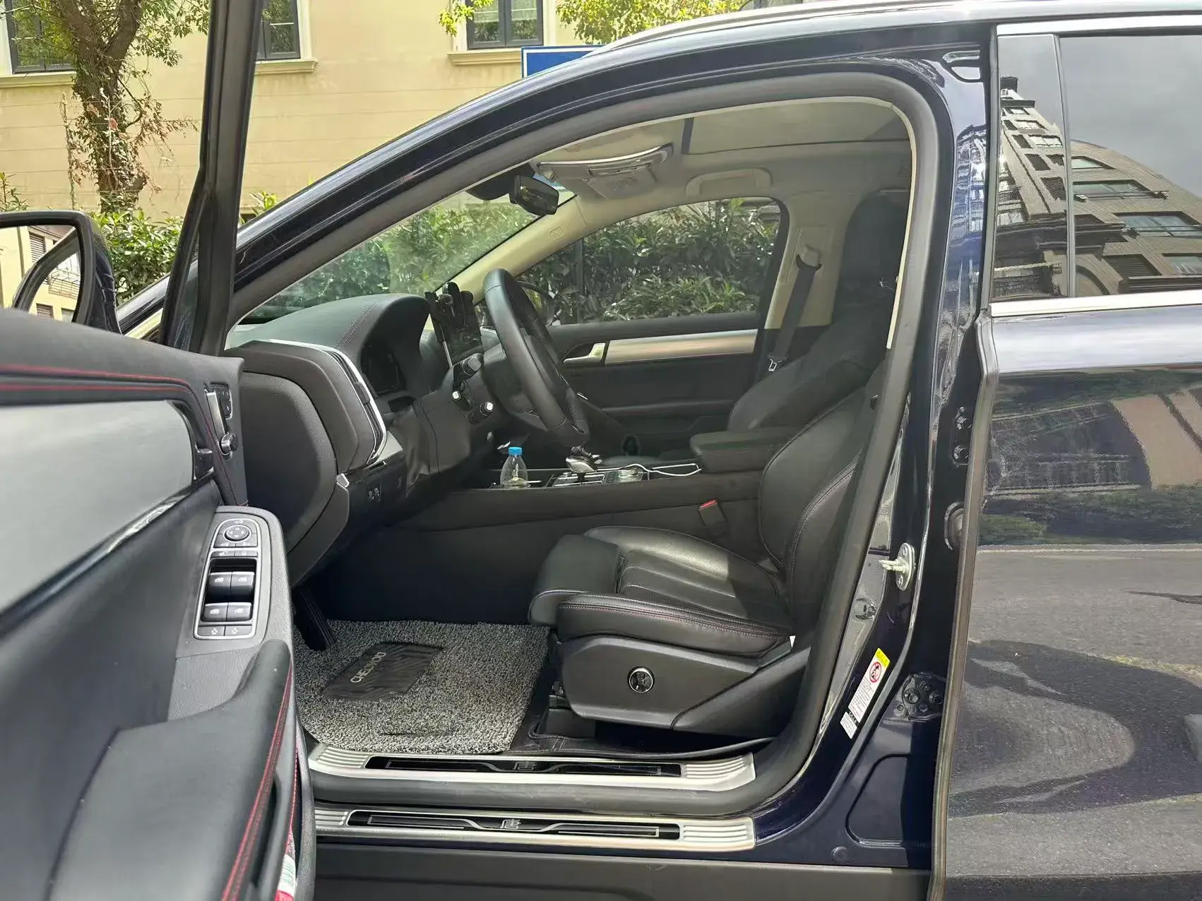 2019 BYD TANG thumbnail 2