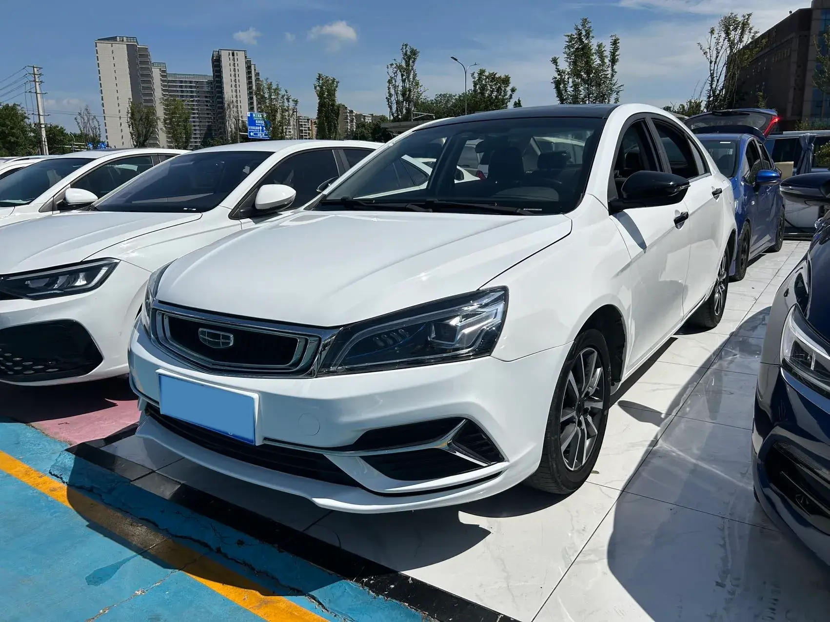 2019 GEELY EMGRAND view 1