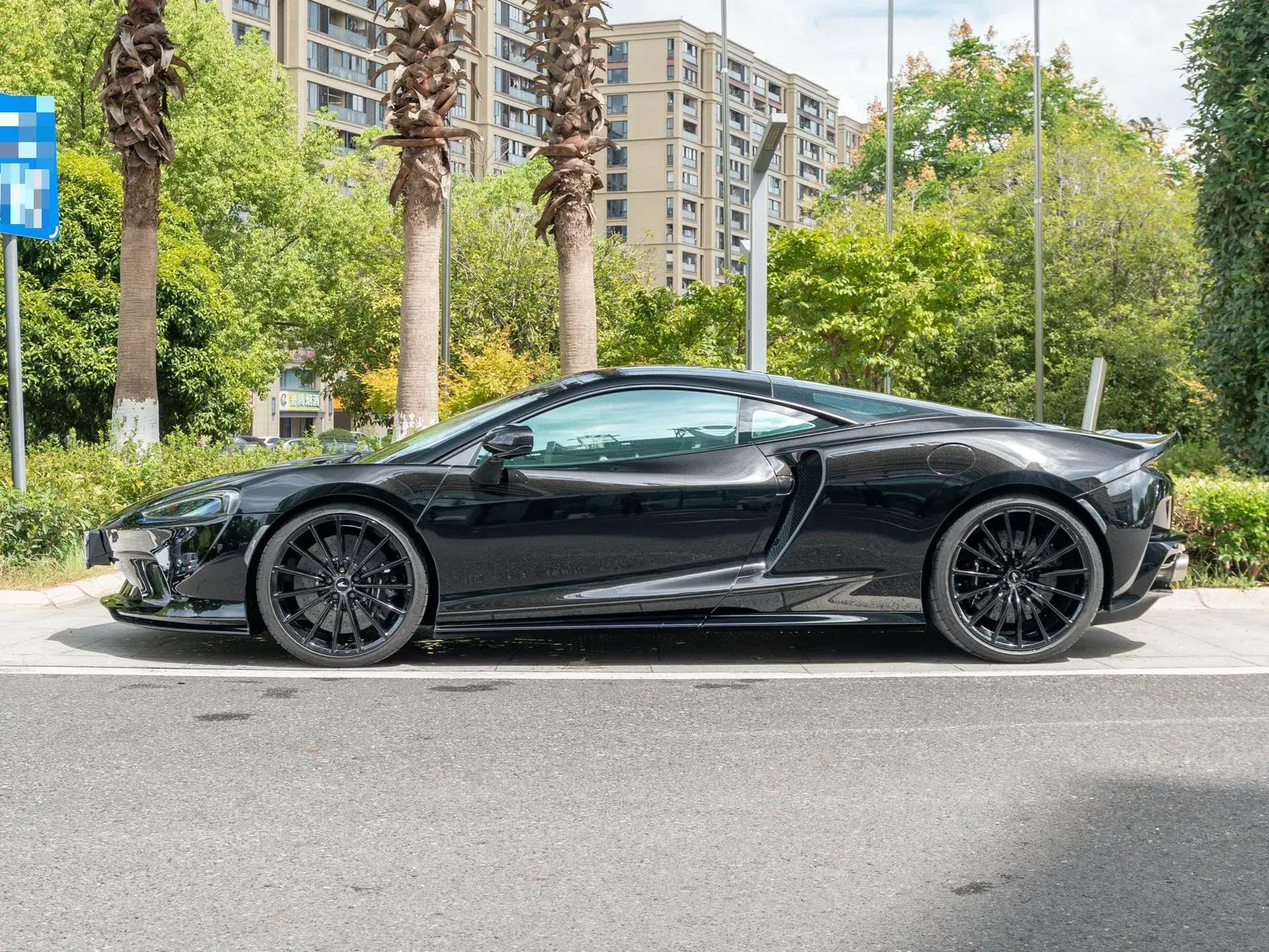 2022 MCLAREN GT thumbnail 3