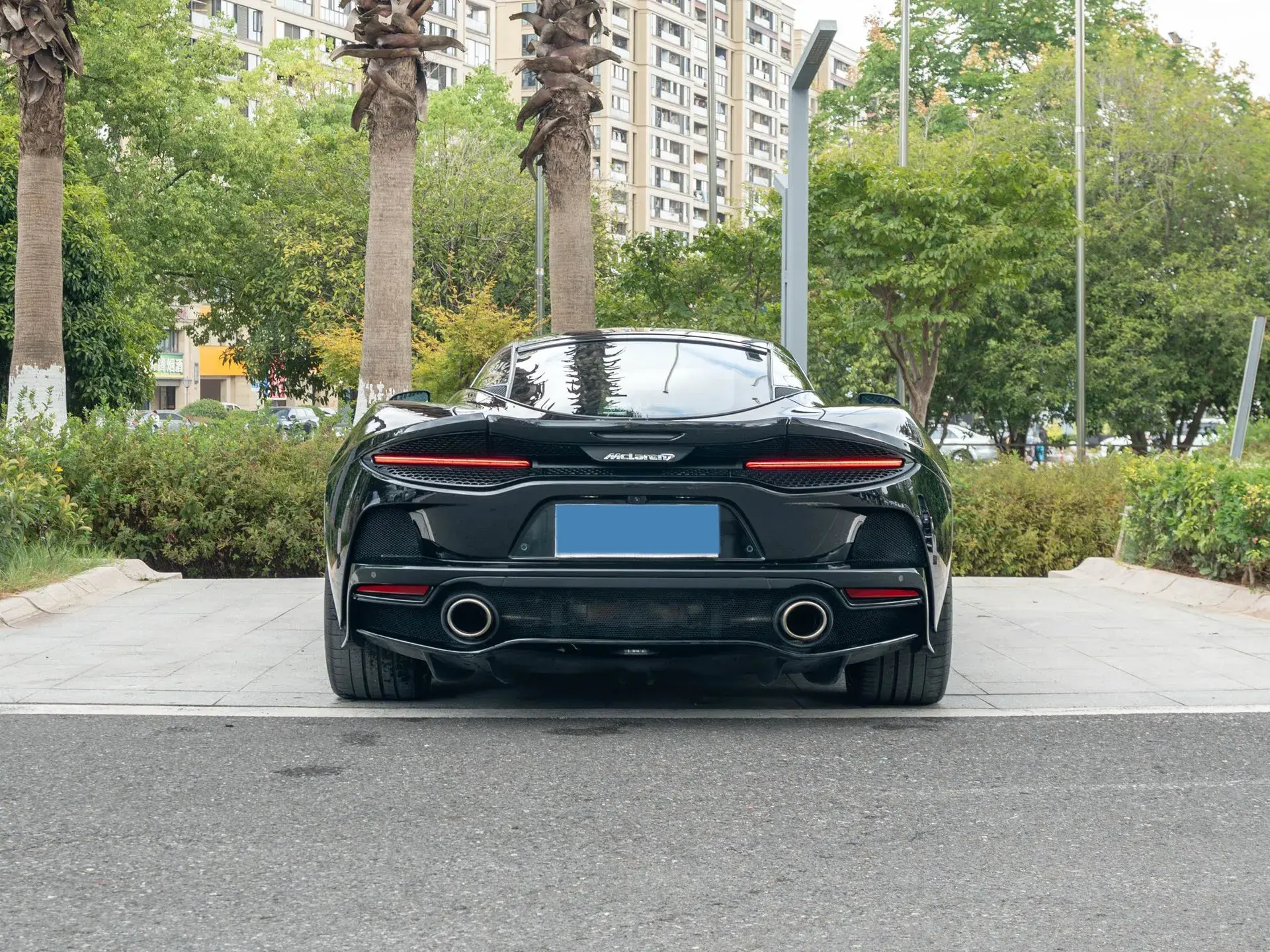 2022 MCLAREN GT thumbnail 4