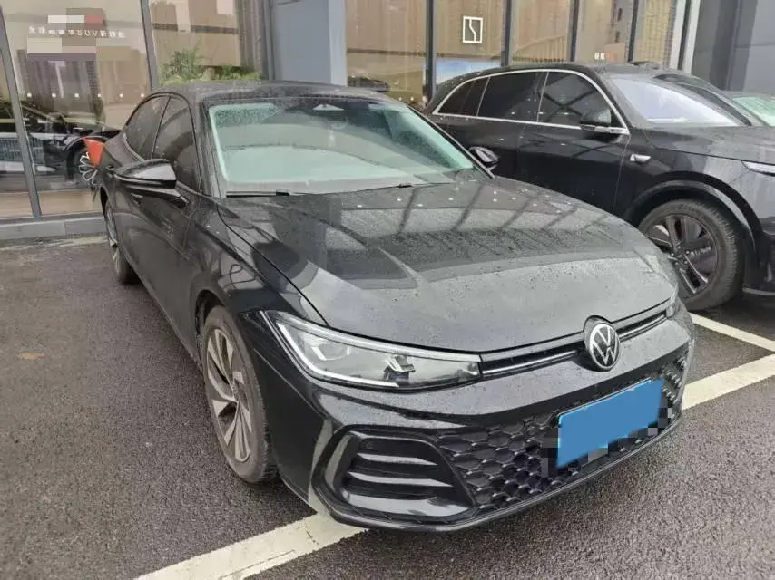 2025 VOLKSWAGEN PASSAT thumbnail 2