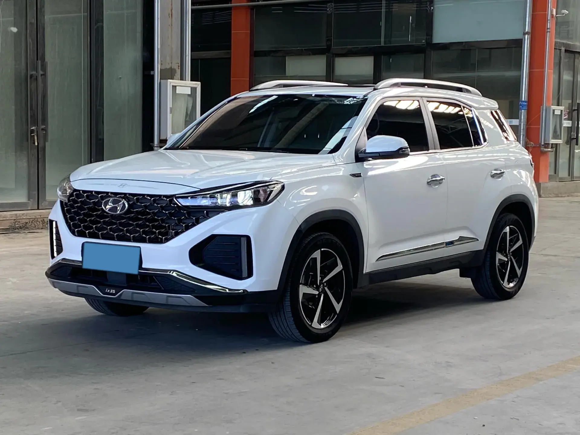 2021 HYUNDAI IX35 view 1