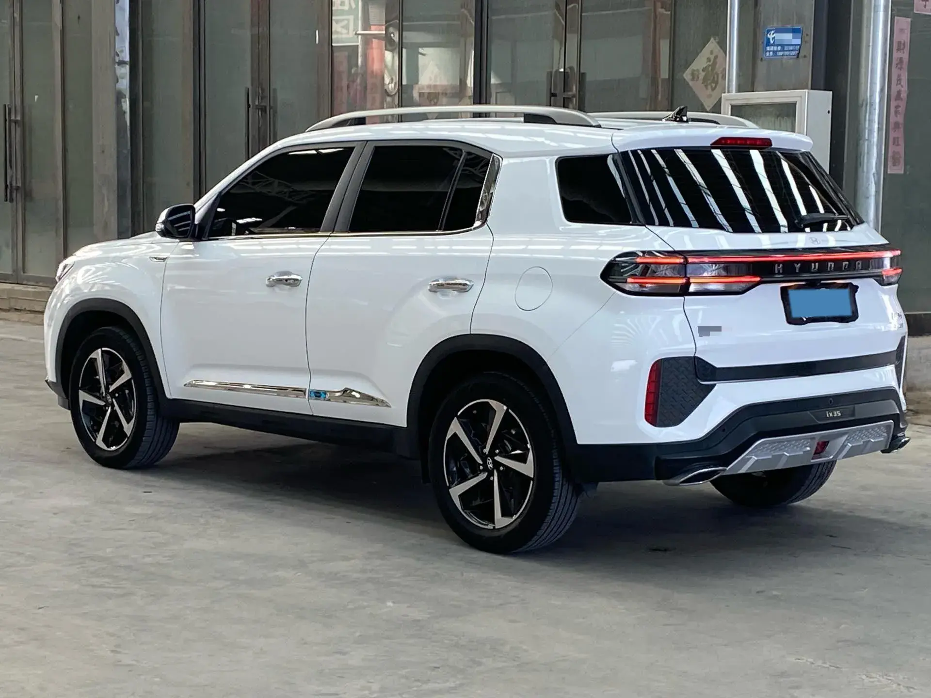 2021 HYUNDAI IX35 thumbnail 4