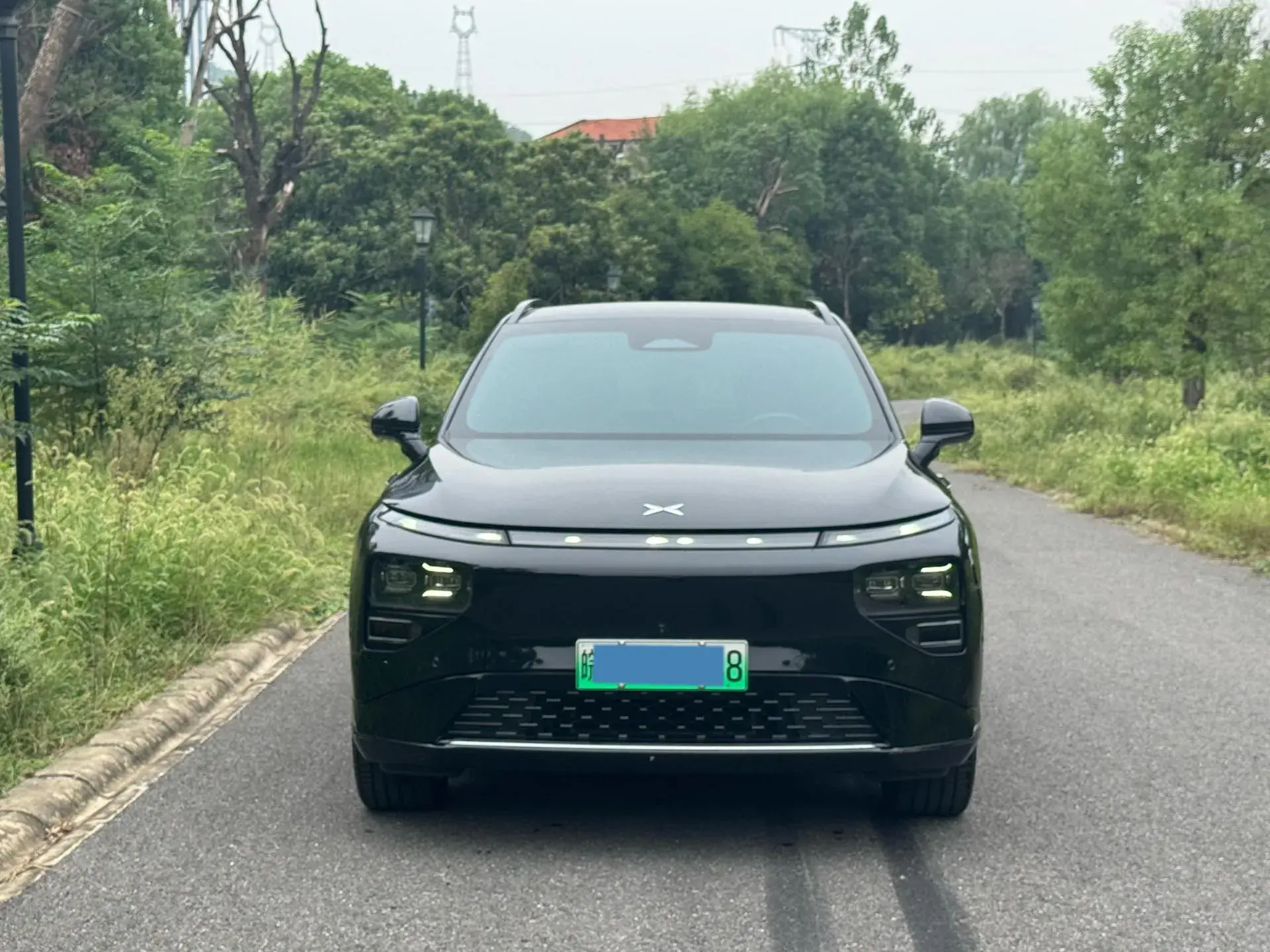 2024 XPENG G9 thumbnail 2