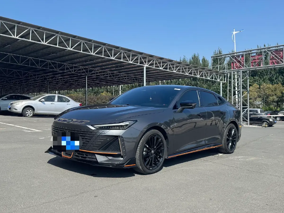 2023 ChangAn UNI-V 1.5T 188HP L4 7DCT