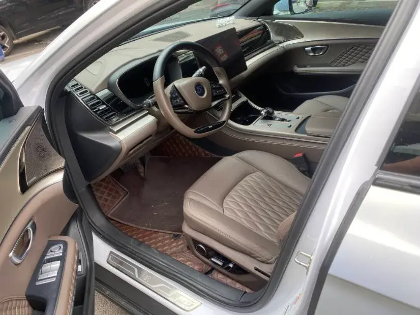 2023 BYD HAN thumbnail 3