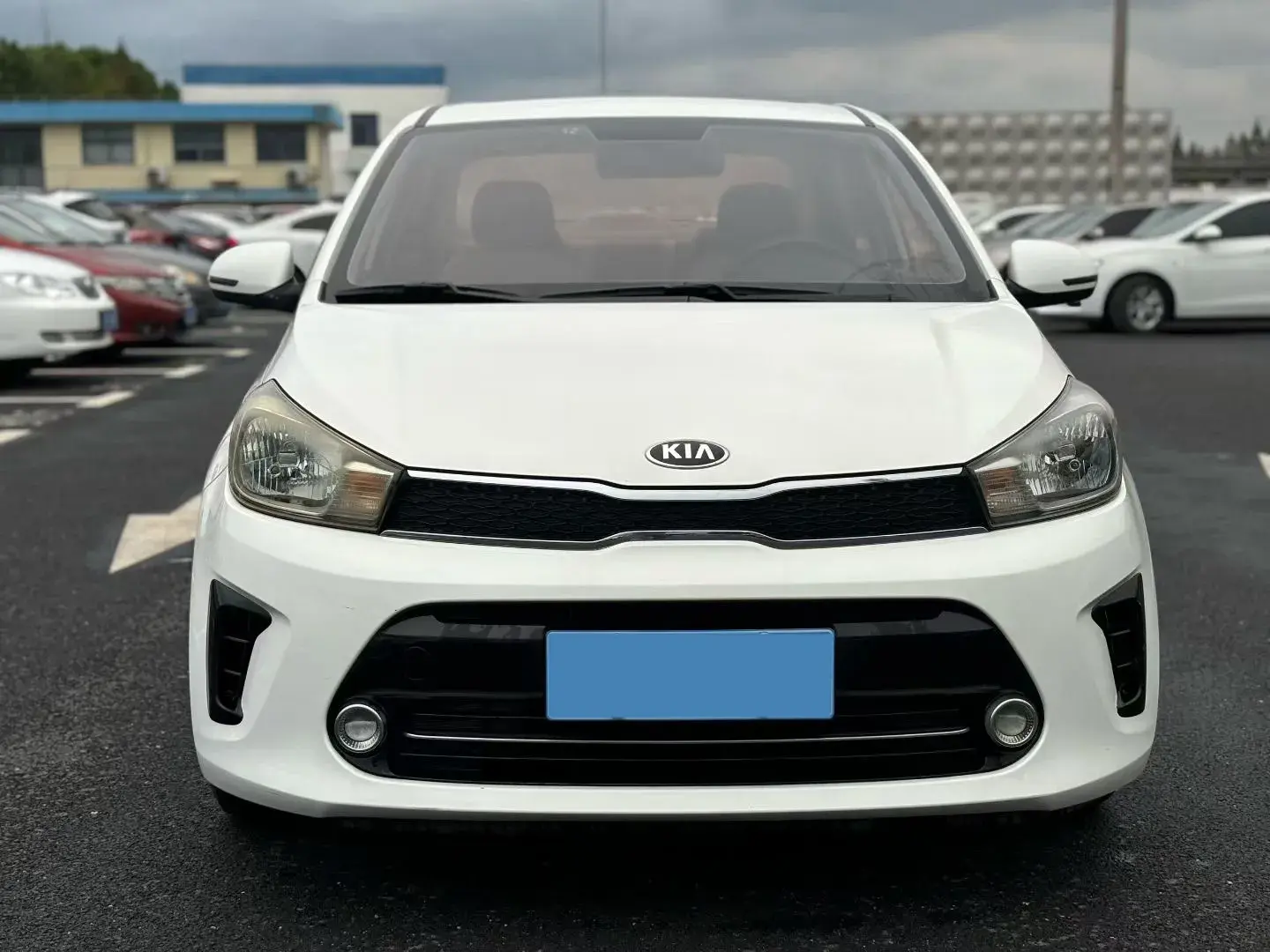 2017 KIA PEGAS thumbnail 2