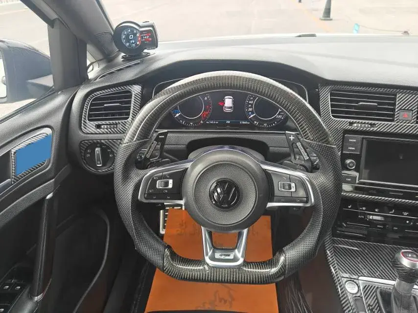 2018 VOLKSWAGEN GOLF thumbnail 4