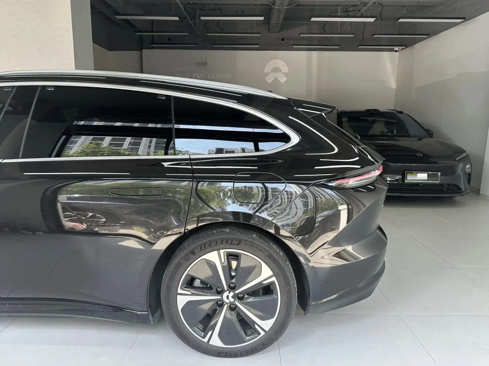 2025 NIO ET5T thumbnail 4