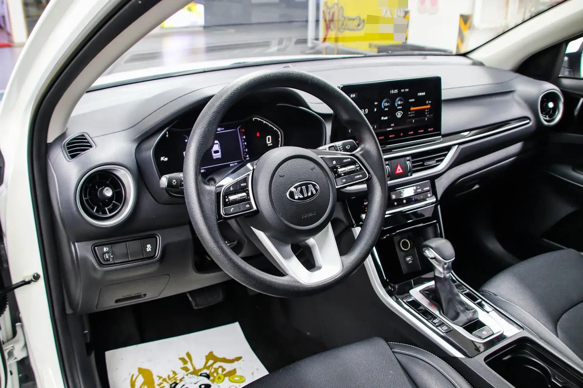 2021 KIA K3 thumbnail 4