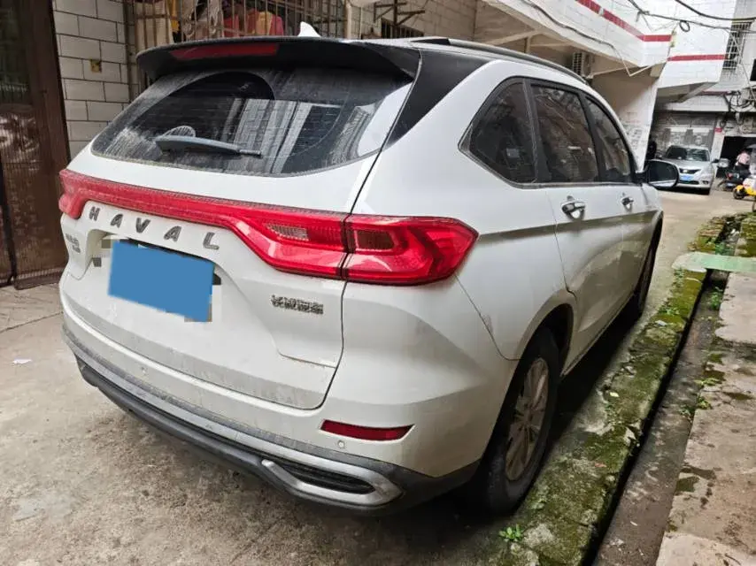 2021 HAVAL M6 thumbnail 2