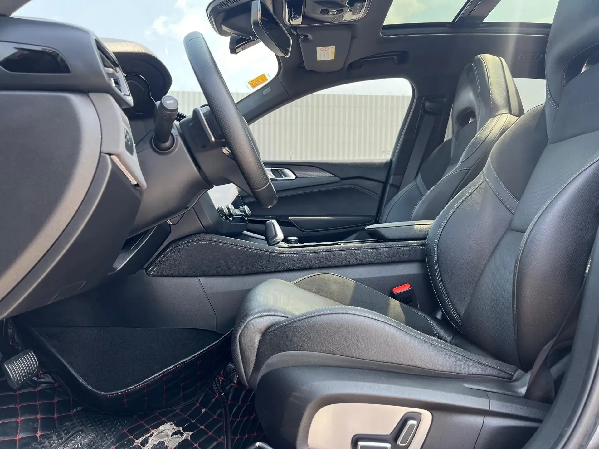 2021 LYNK&CO 03 thumbnail 4