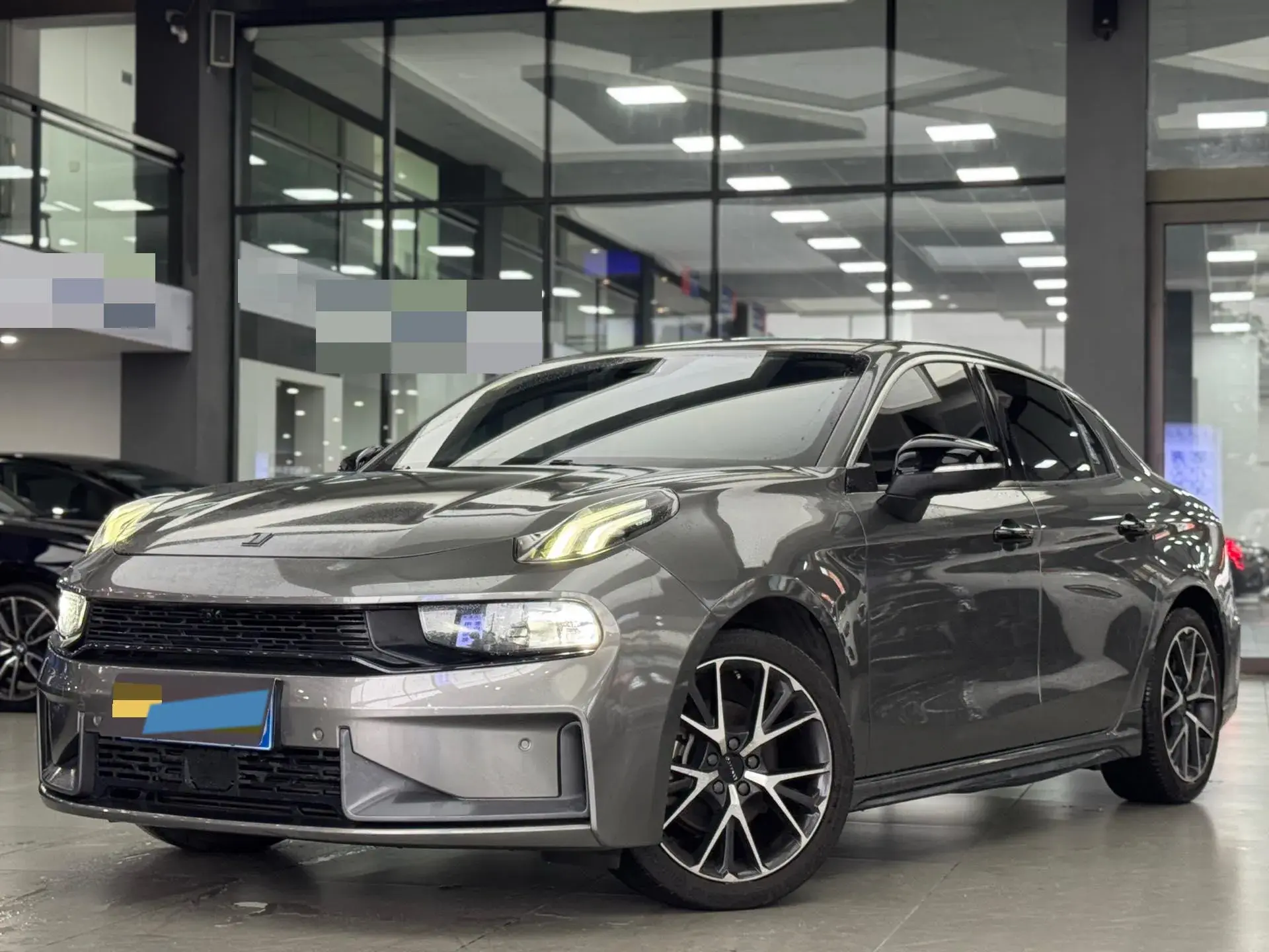 2021 LYNK&CO 03 view 1