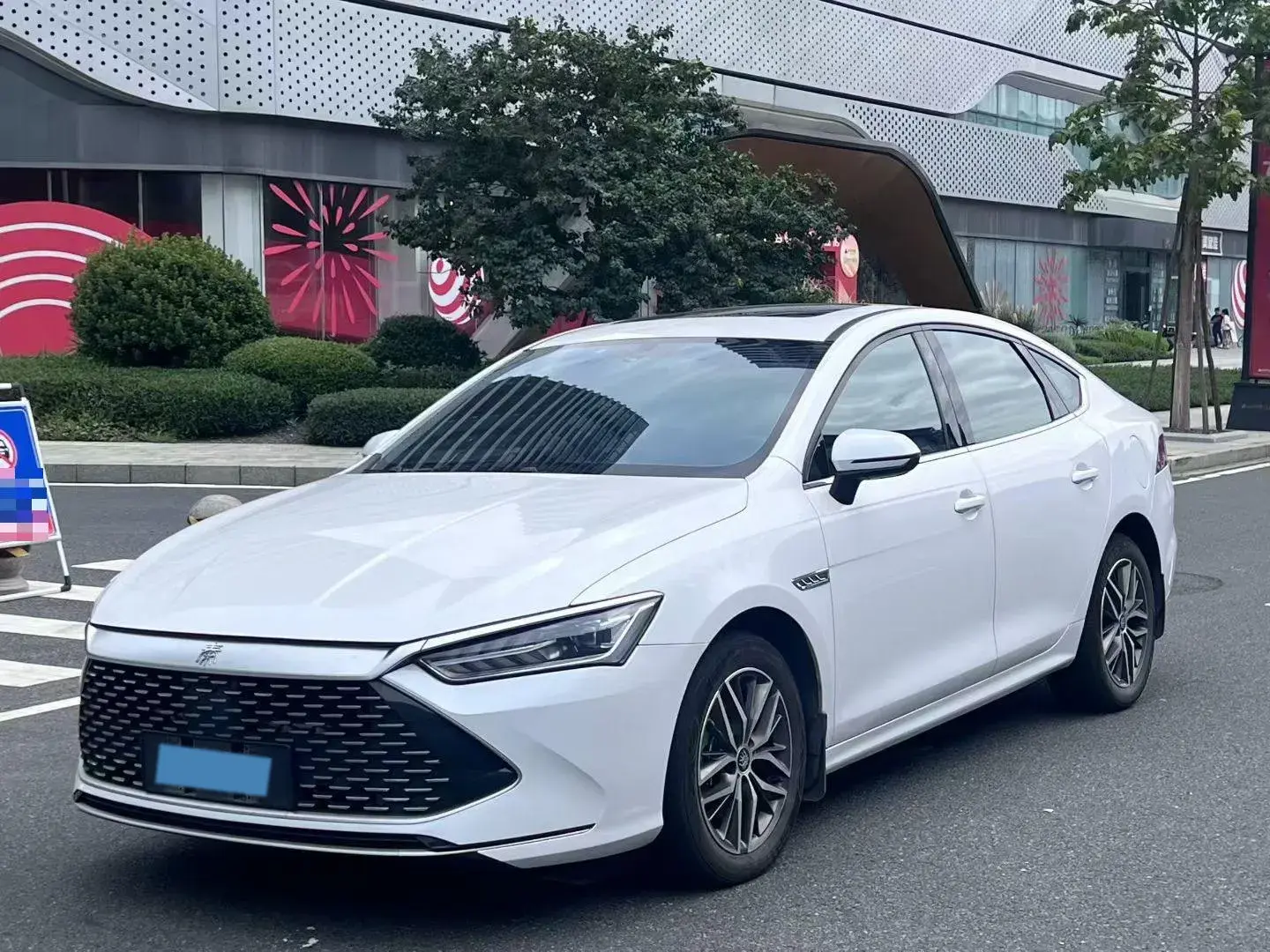 2021 BYD QIN view 1