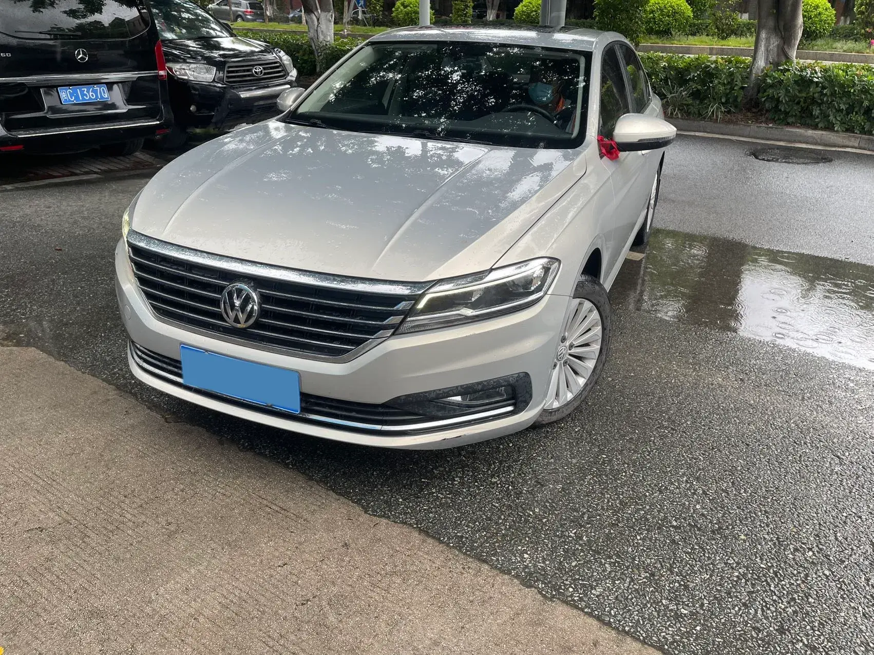 2018 VOLKSWAGEN LAVIDA thumbnail 3