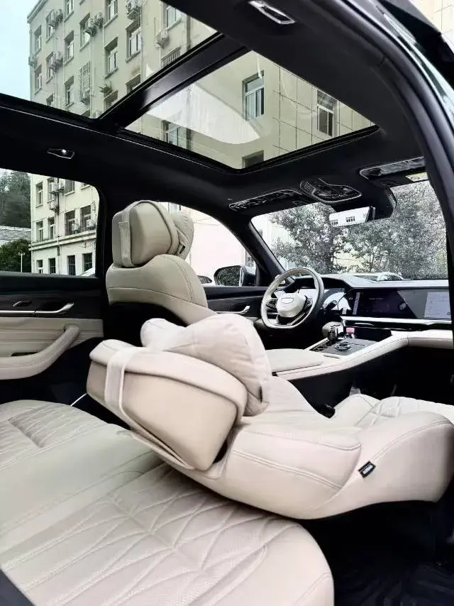 2025 GEELY MONJARO thumbnail 2