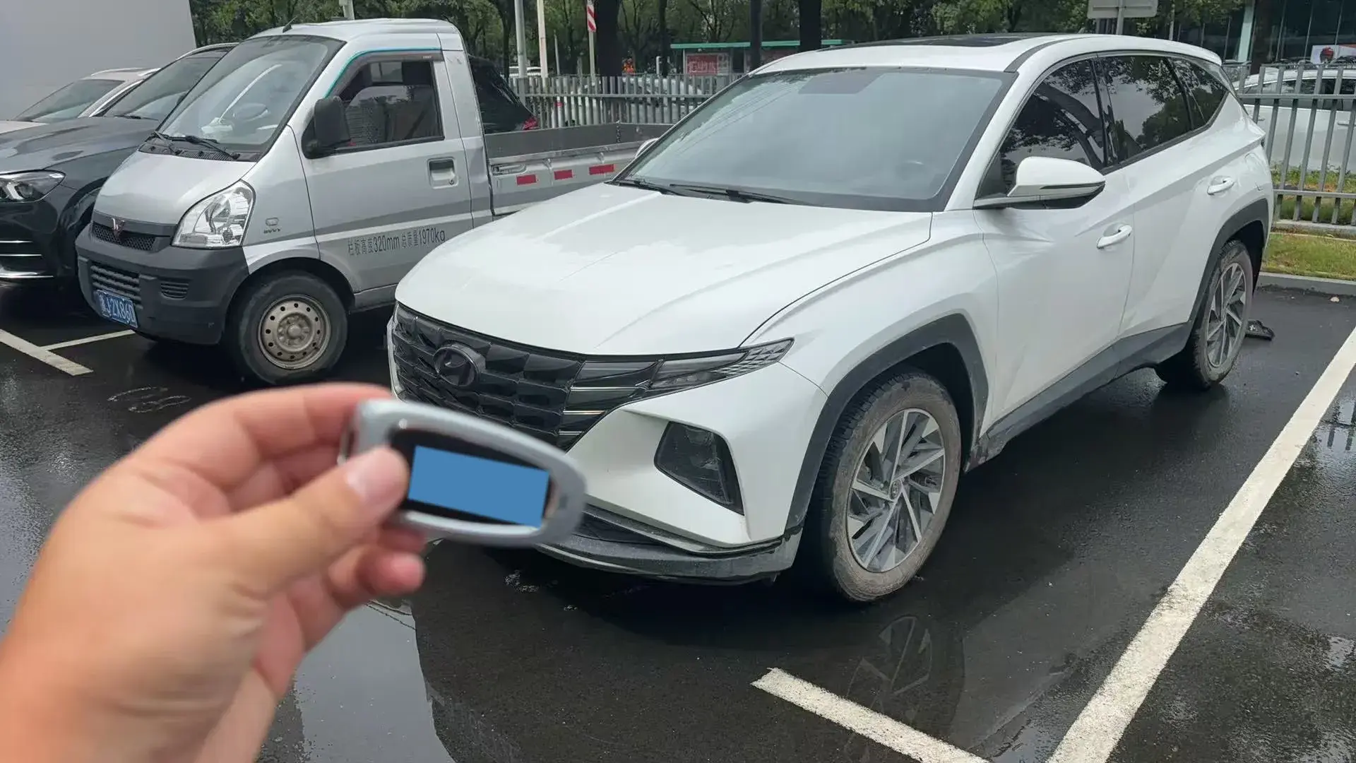 2021 HYUNDAI TUCSON view 1