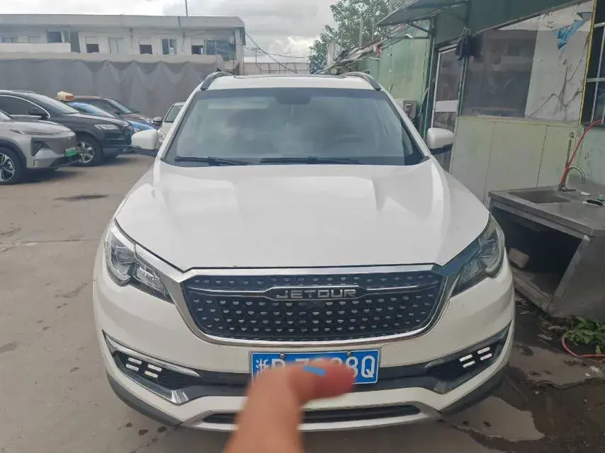 2019 JETOUR X70S thumbnail 3