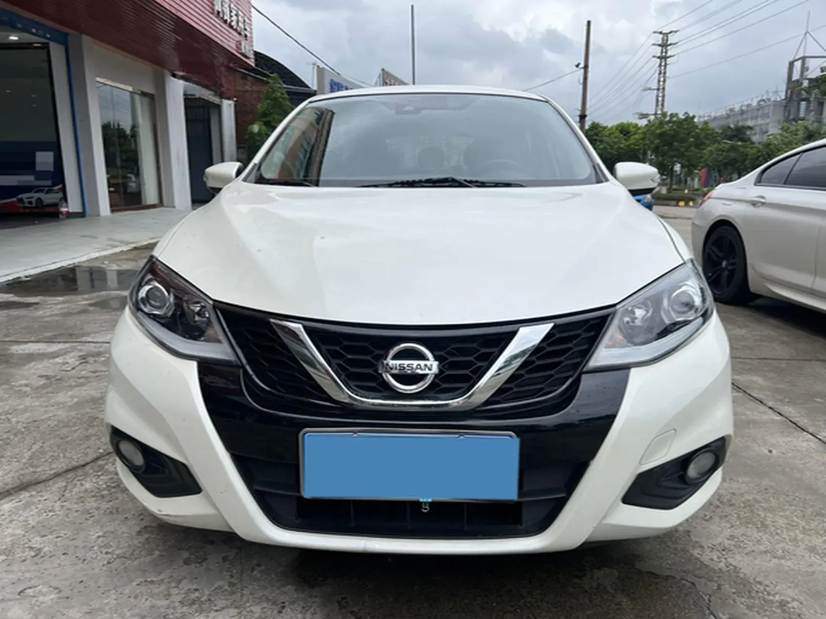 2020 NISSAN TIIDA thumbnail 2