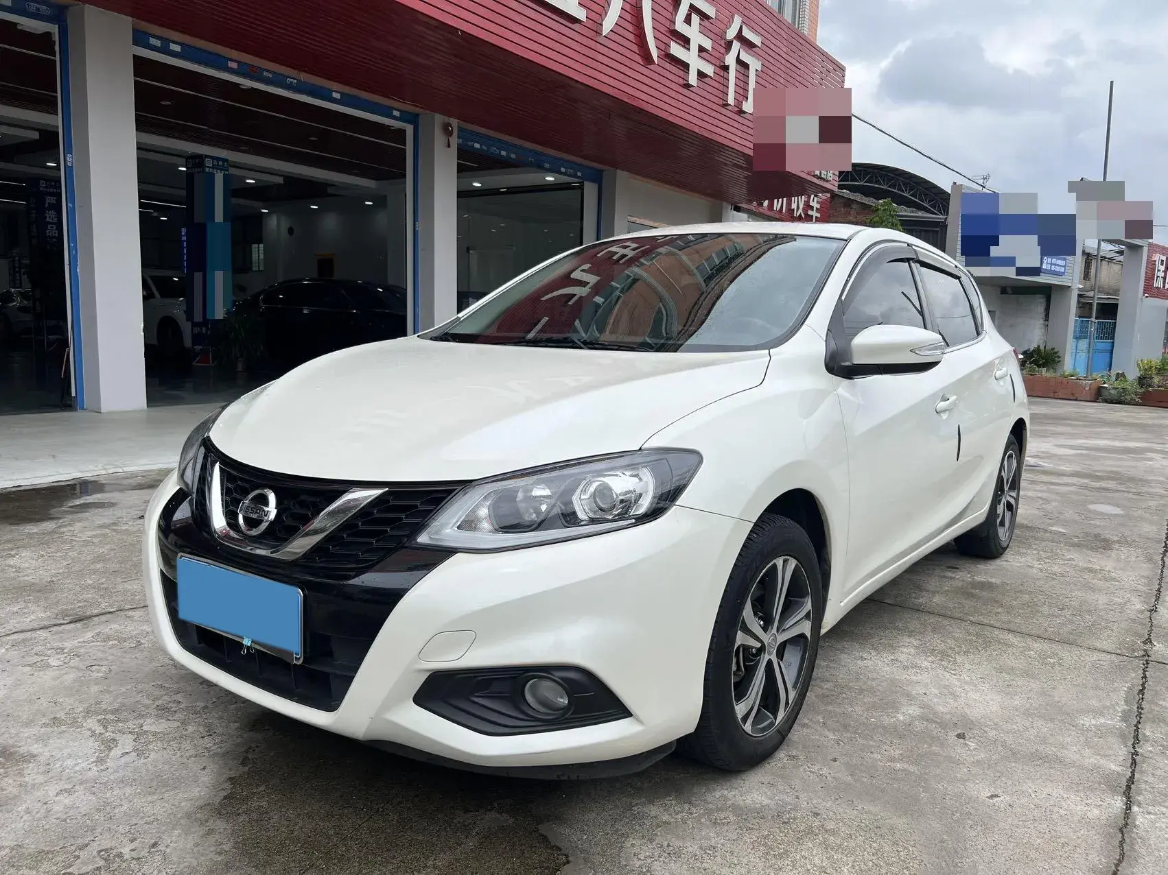 2020 NISSAN TIIDA view 1