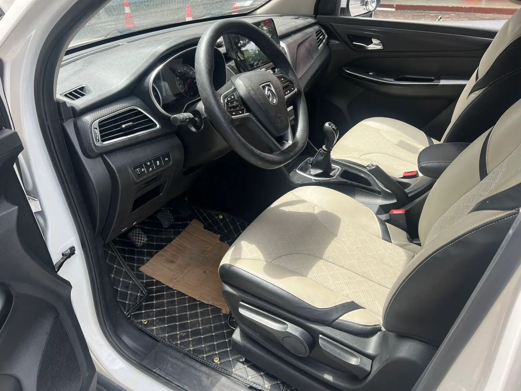 2019 BAOJUN 730 thumbnail 4